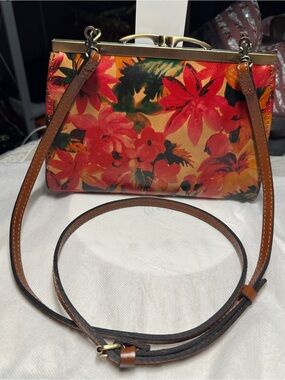 Patricia Nash Orange Floral Frame Crossbody Bag kisslock clutch